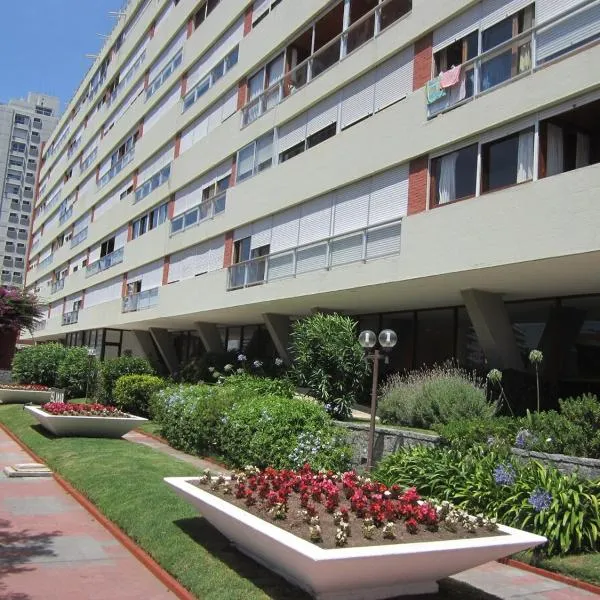 Nice apartment 100 meters away from Playa Brava, hôtel à Punta del Este