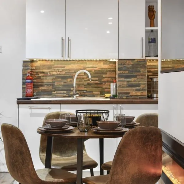 E15Stratford 3bed 2bath plus Parking, hotel v Londýně