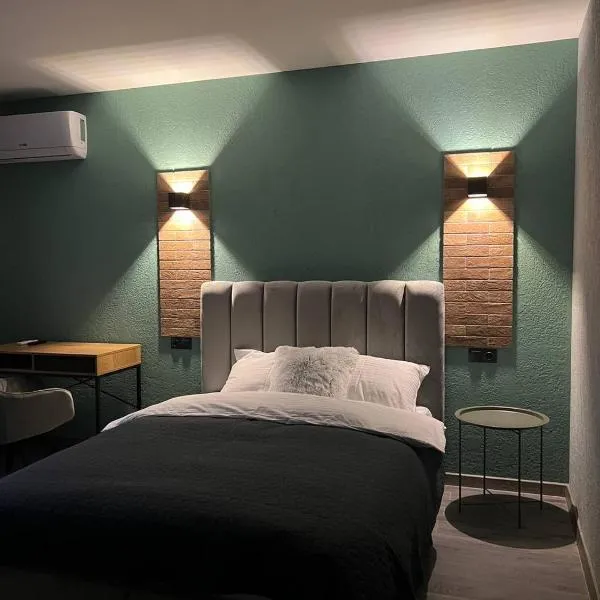 Hotel Menchul, hôtel à Rakhiv