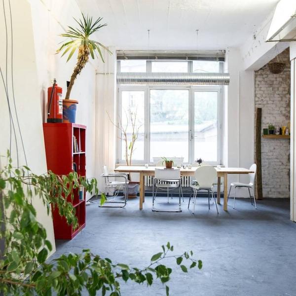 200 qm LOFT am Fluss für Freunde und Familien !, Берлин