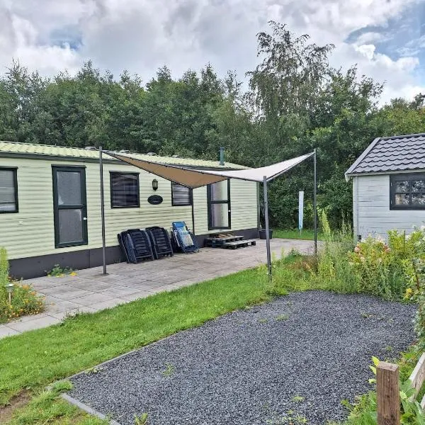 Stacaravan Diepenheim, hotel in Diepenheim