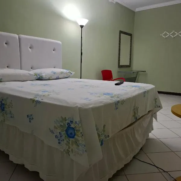 Quarto Domiciliar em Antares Maceió, hotell sihtkohas Maceió