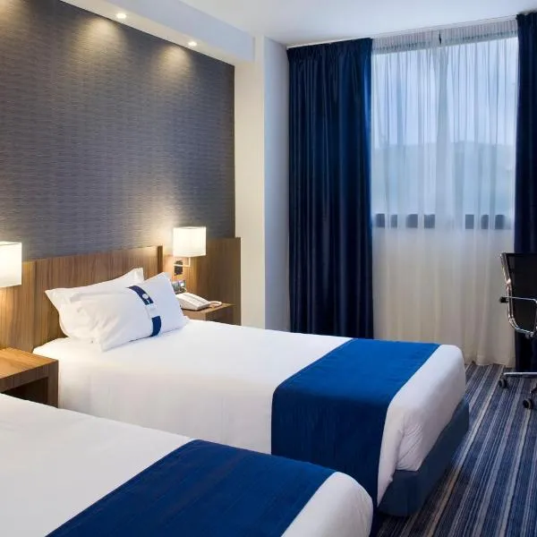 Holiday Inn Express Campo de Gibraltar-Barrios by IHG, hotell i Los Barrios
