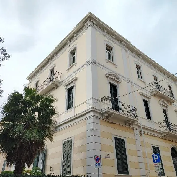 Palazzo Castellano – hotel w mieście Lecce