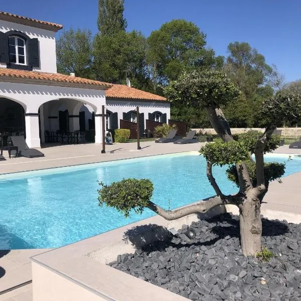 Hôtel La Bastide Saint Martin, hotel v Carcassonne