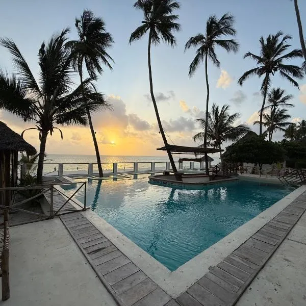 TIKI Beach Club & Resort, hotel en Paje