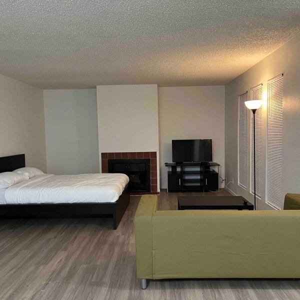 2 Or 3 Beds Walk To Strip Mgm Casinos Shops Clubs, Las Vegas