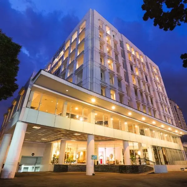 Royal Padjadjaran Hotel, khách sạn ở Bogor