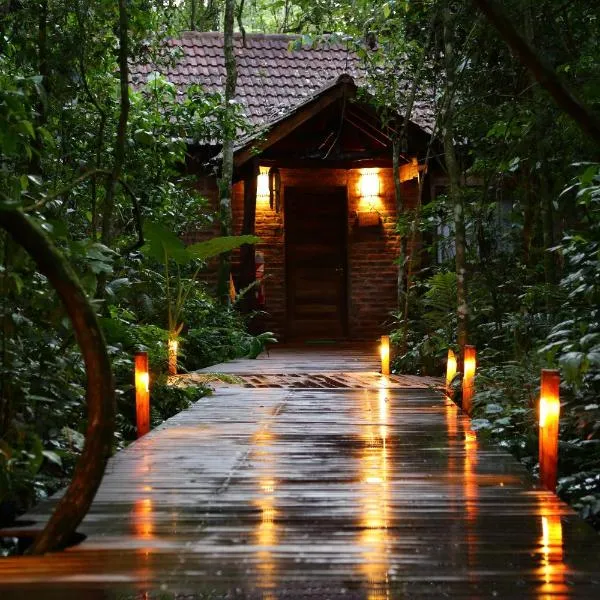 Tierra Guaraní Lodge, hotel in Puerto Iguazú