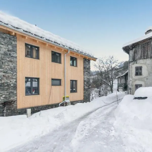 Maison chaleureuse à Courchevel avec vue sur montagnes, hôtel à Courchevel