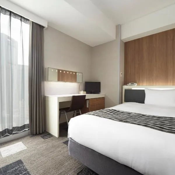 Sotetsu Fresa Inn Shimbashi-Karasumoriguchi, hotel v Tokiu