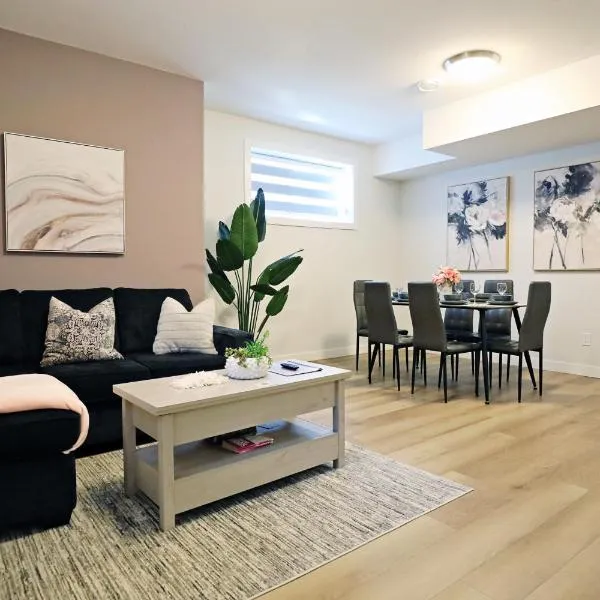 Downtown Suite King Beds,Long Stays,Disney+, hotel in Edmonton