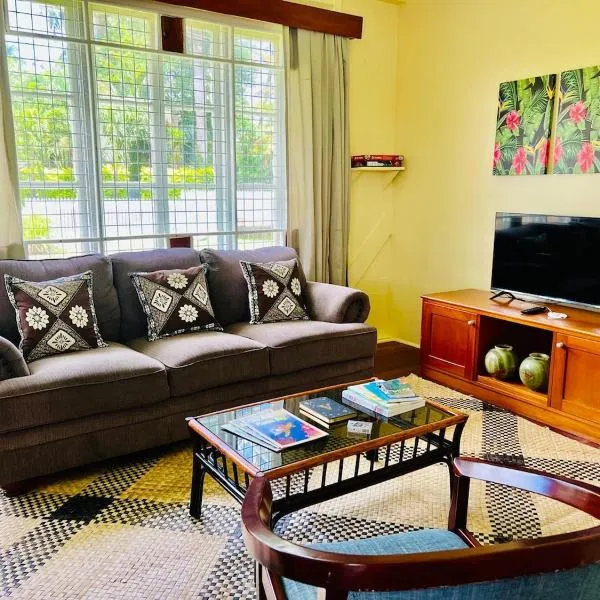 Cozy 3BR Wooden Retreat, ξενοδοχείο σε Suva