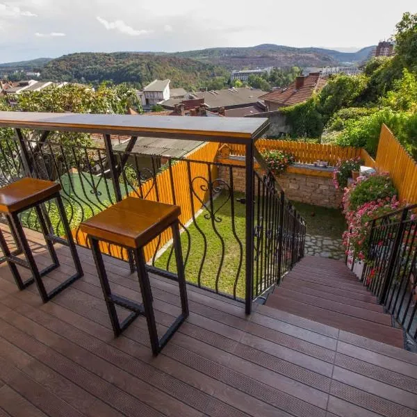 Tarno Guest House, готель у місті Велико-Тирново