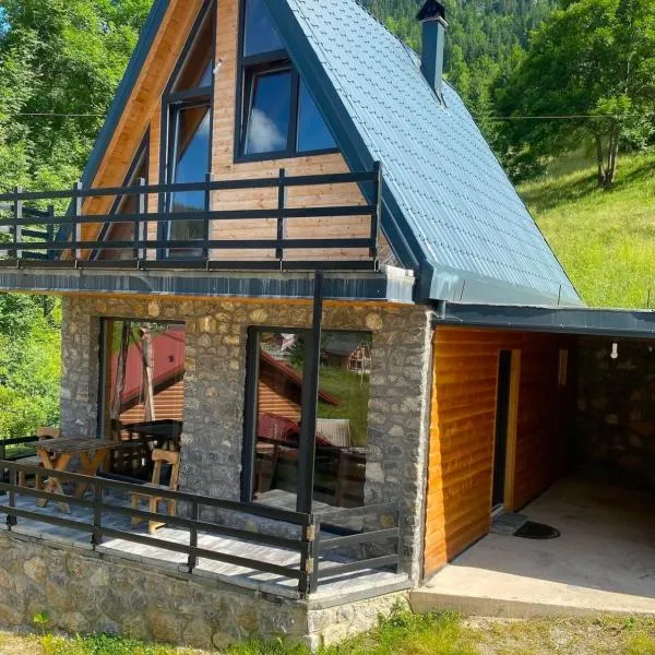 Villa Roni, hotel em Pec