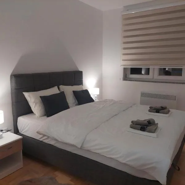 Apartman Maka, hotel v destinaci Pale