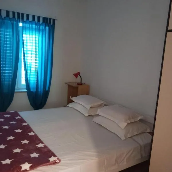 Doli Apartment, hotel in Supetar