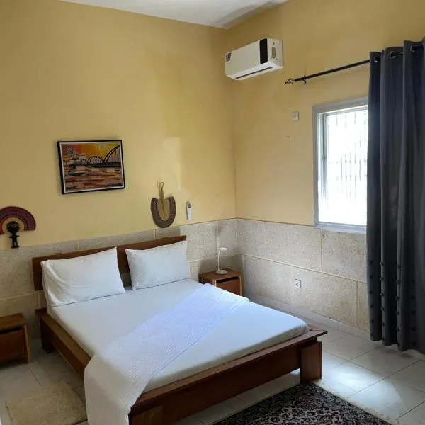 Chez saly, hotell i Saint-Louis