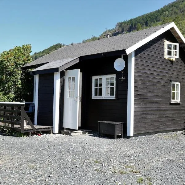 Cabin "Rasberry" in beautiful Hardanger, hotel in Indre Alsåker