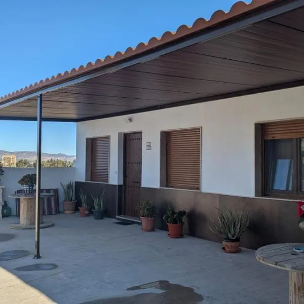 APARTAMENTOS LA PALMERA, hotel v destinaci Fernán Pérez