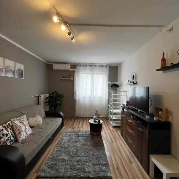 펙스에 위치한 호텔 Renapartman