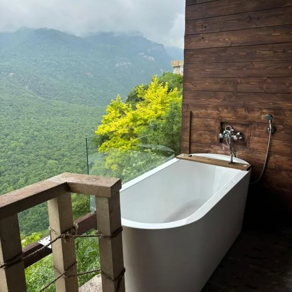 Lastiver Resort, hotel in Yenokavan