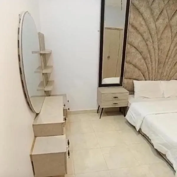 شقق الزهور - العزيزية, hotel en Al Ula