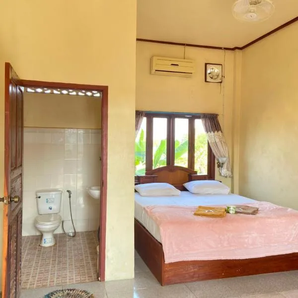 AllNew bangalow Don det, hotel in Along
