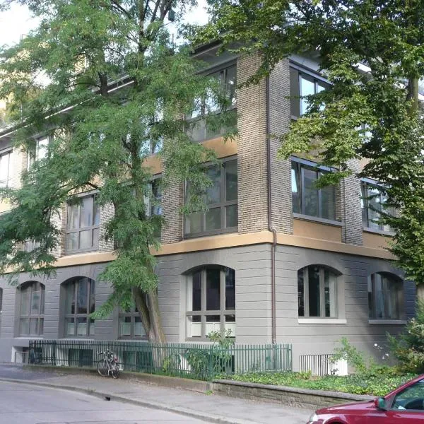 Holzlager Bed & Breakfast, hotel in Zurich