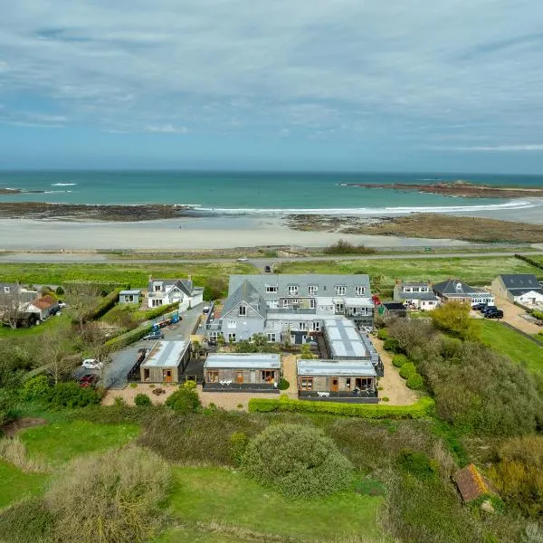 Waves Guest Suites、カステルのホテル