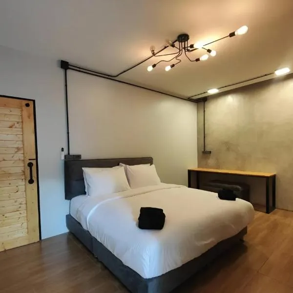 Cactus Villa 2024, ξενοδοχείο σε Klong Muang Beach