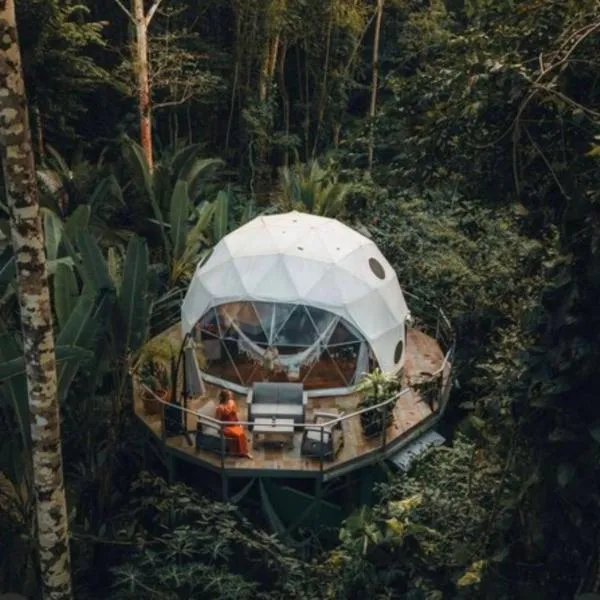 Hotel Faith Glamping Dome Costa Rica, hotel in Manzanillo