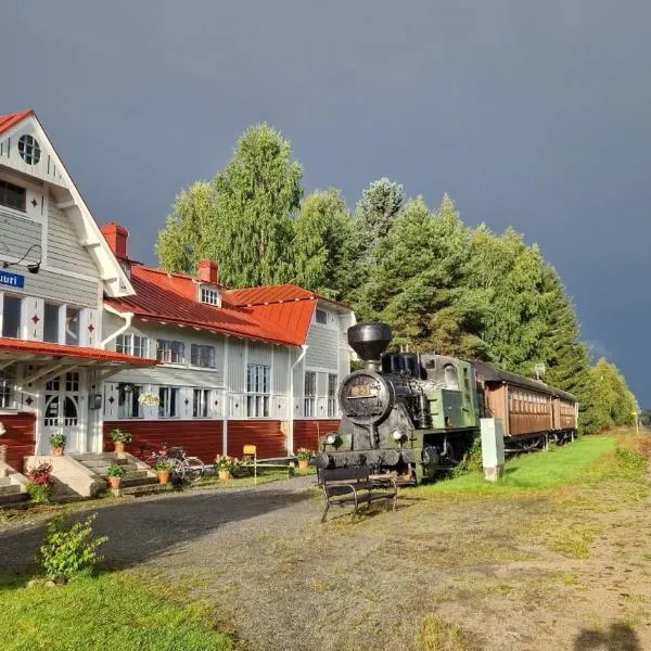Junamajoitus Tuuri Train Station, Hotel in Tuuri