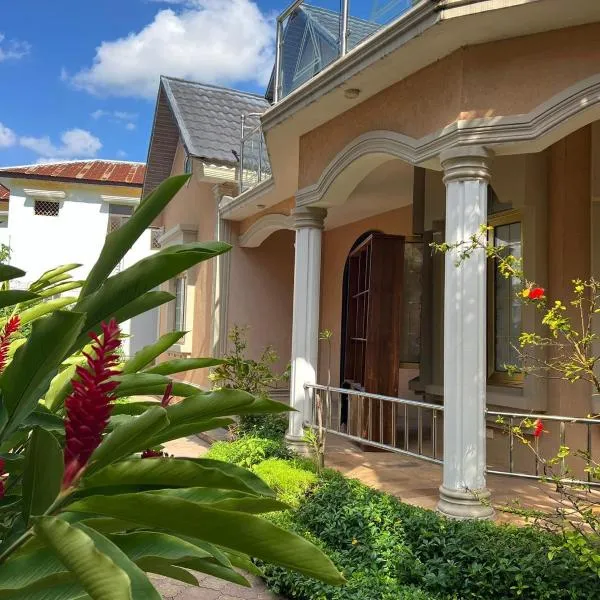 skyport villa, hotel in Zanzibar City