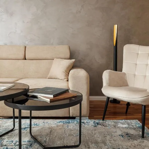 Warm Amber Suites Brașov, hotel in Braşov