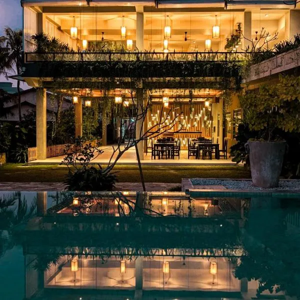 Ivory Resort Dikwella, hotel in Dickwella