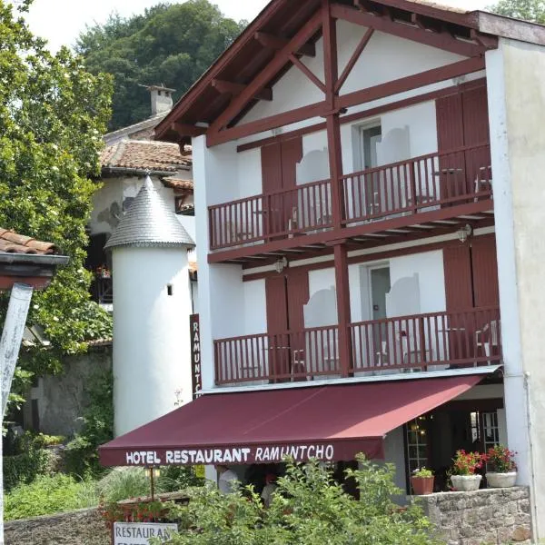 Hostel Ramuntcho, hotel in Saint-Jean-Pied-de-Port