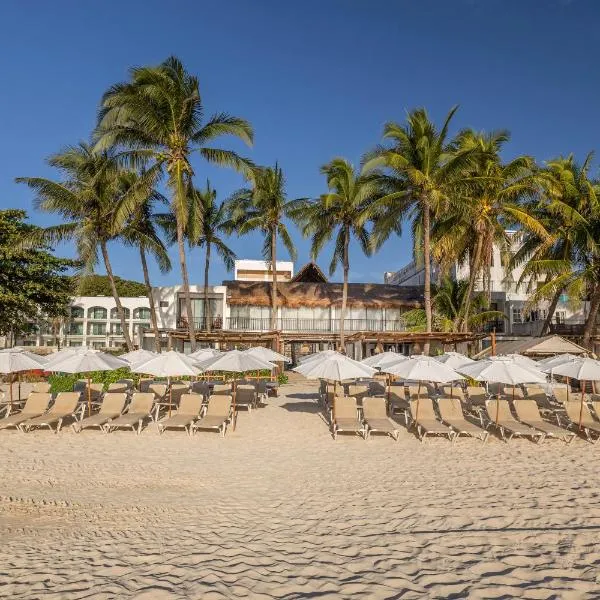 Areia Playa del Carmen - Beach Front Hotel, ξενοδοχείο στην Πλαγιά Ντελ Κάρμεν
