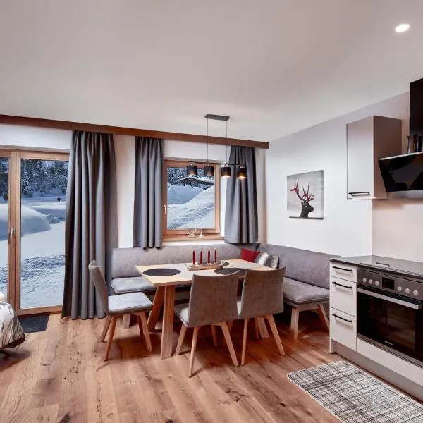 Chalet Buchensteinwand Luxusapartment mit Sauna am Berg, hotel en Sankt Ulrich am Pillersee