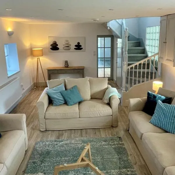 Greenland, Hotel in Abersoch