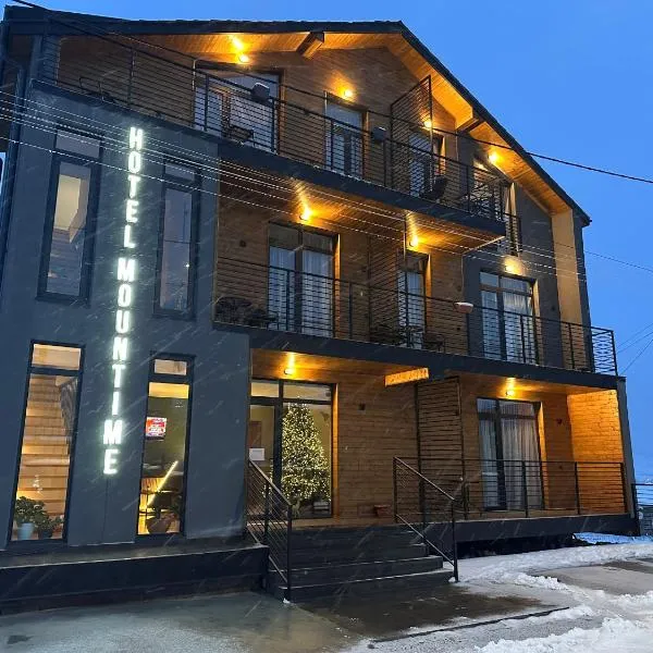 Hotel Mountime Kazbegi, hotel in Stepantsminda