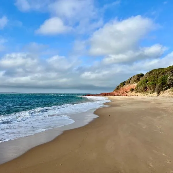 Spaven Heaven, Spacious and cosy home 4 min walk to the beach, hotel v destinaci Cowes