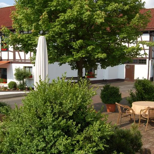 Landgasthaus Pfahl, hotel a Wershofen