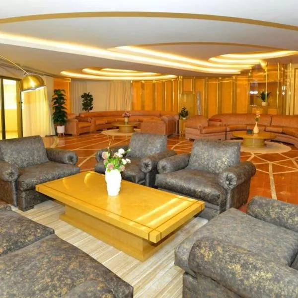 Timeless Elegance - Italian-Style Penthouse Retreat Near Corniche & WTC Mall, hotel in Abu Dhabi