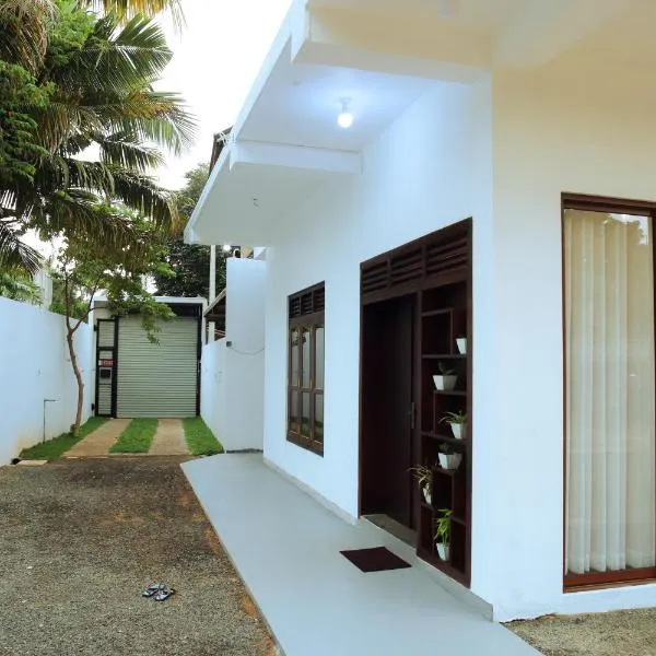 Villa Amber Breeze,位于米瑞莎的酒店