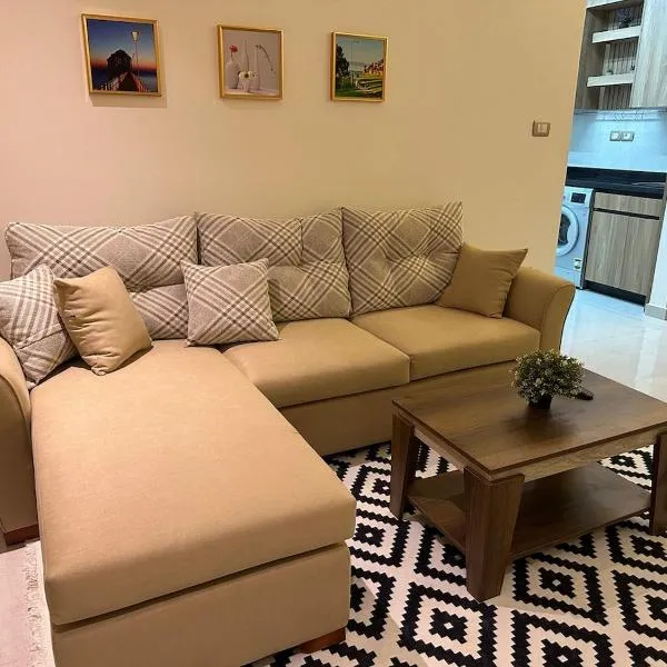 Bisan Apartment, Hotel in Madinat Al Ashir min Ramadan