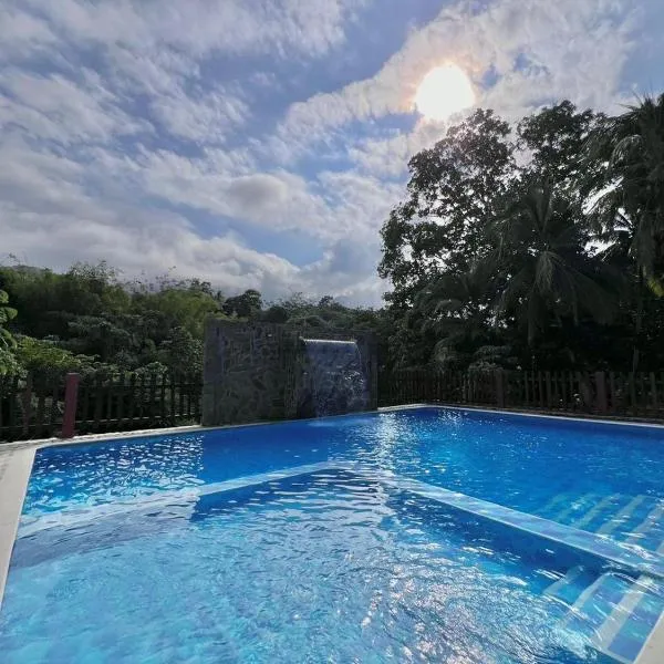 Arca Tayrona Restaurant & Hostal, hotel v destinaci Santa Marta