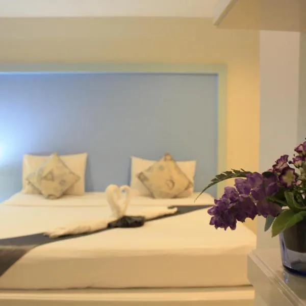 Phuket Racha Kata Homestay, hotel in Kata Beach