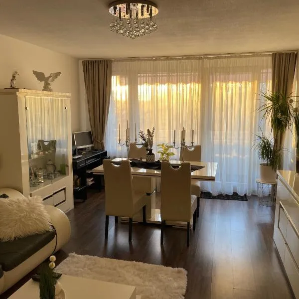 Ferienwohnung, Hotel in Köln