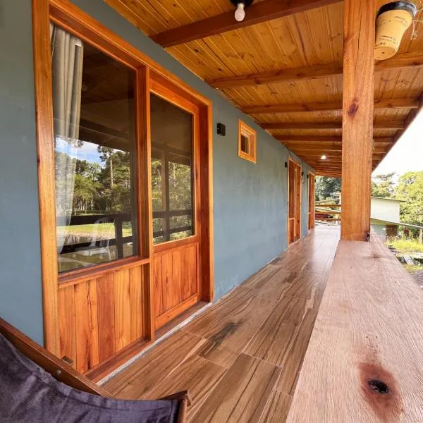 Hospedagem Brilho do Entardecer, hotel in Gramado